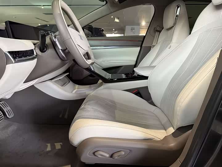 IM motors L7 2022 2022款 Pro