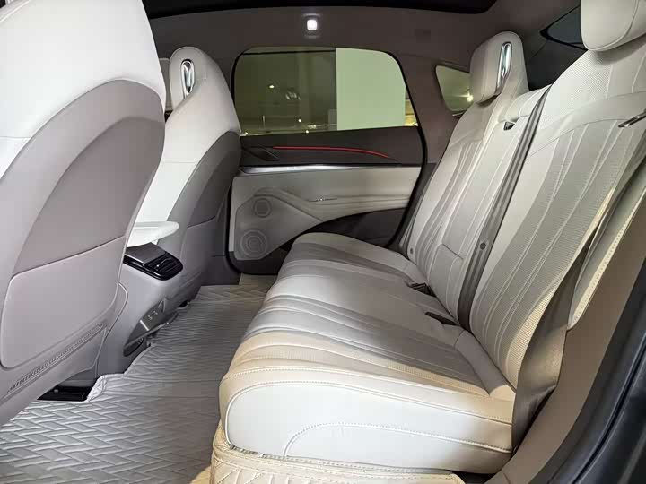 IM motors L7 2022 2022款 Pro