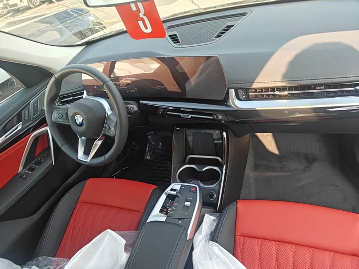 BMW X1 2025 2025款 sDrive25Li X设计套装