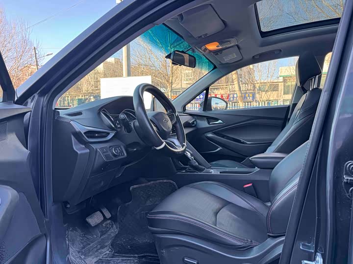 Chevrolet Orlando 2020 2020款 轻混 Redline 530T 自动纵享版（5+2款）