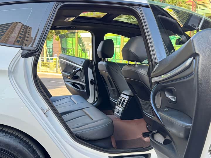 BMW 3 Series GT 2020 2020款 320i M运动曜夜版