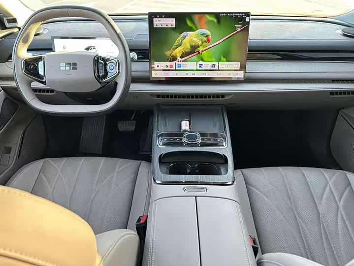 Geely Galaxy Starshine 8 EM-i 2025 2025款 130km EM-i 尊贵版