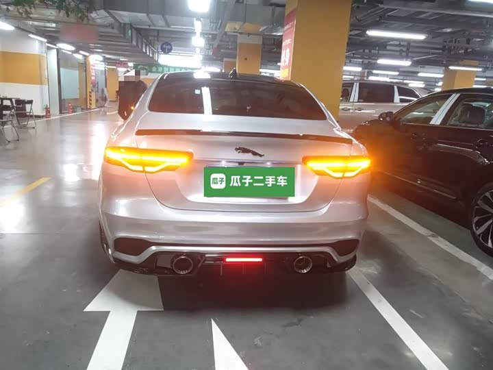 Jaguar XE L 2024 2024款 2.0T 250PS R-DYNAMIC S进取运动版