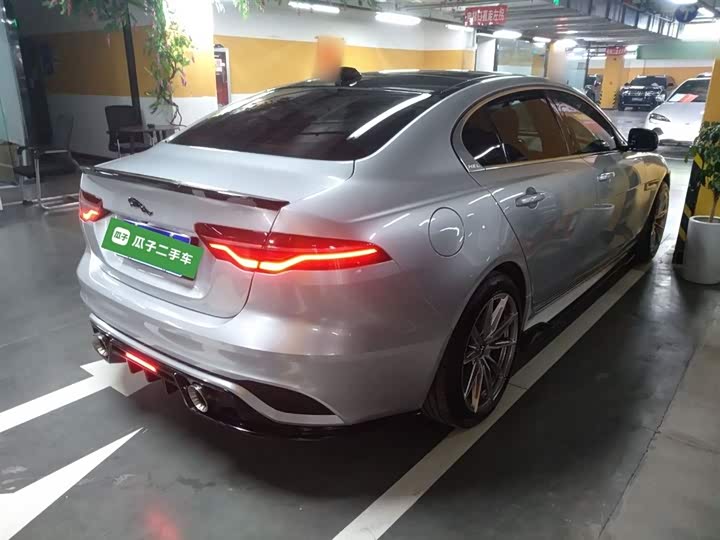 Jaguar XE L 2024 2024款 2.0T 250PS R-DYNAMIC S进取运动版