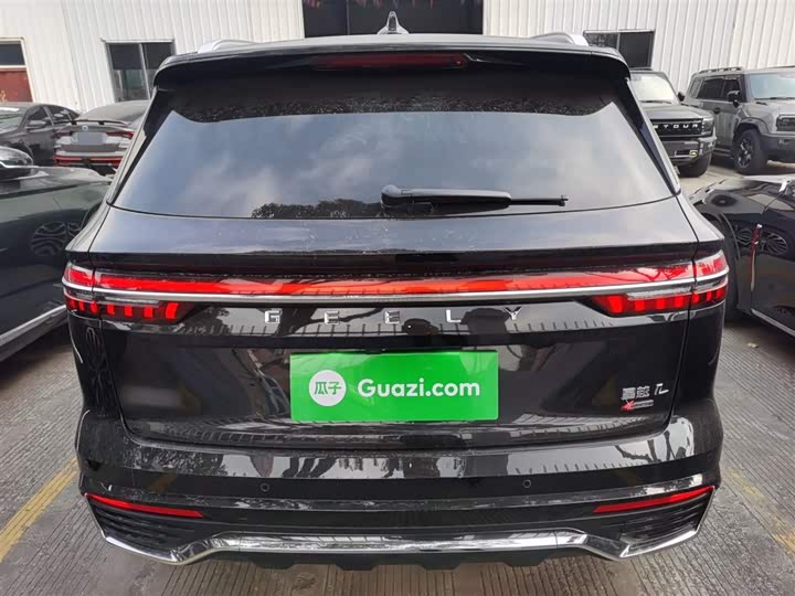 Geely Monjaro 2025 2025款 东方曜 2.0TD 自动四驱望月版