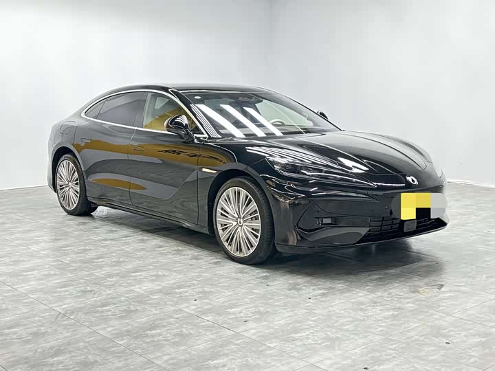 Denza Z9 2024 2024款 1100km 四驱Ultra版