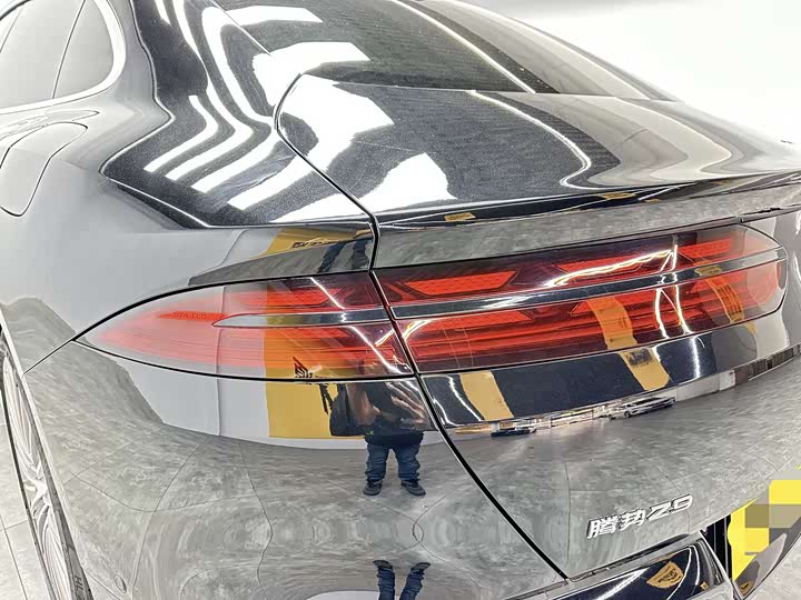 Denza Z9 2024 2024款 1100km 四驱Ultra版