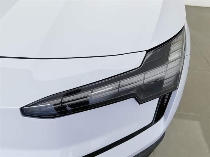 Volvo EX30 2025 2025款 后驱长续航版 Ultra