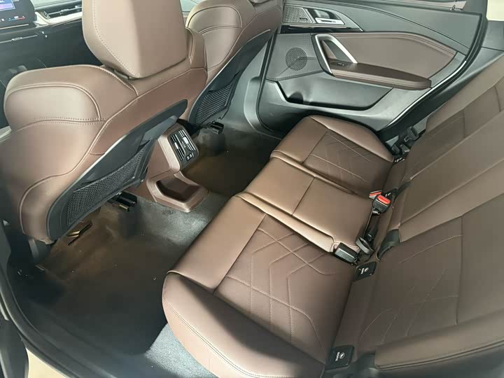 BMW X1 2024 2024款 sDrive25Li X设计套装