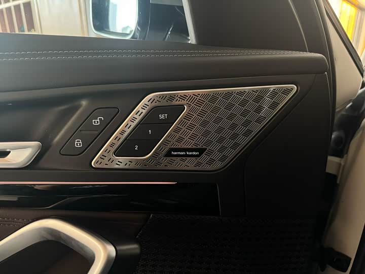 BMW X1 2024 2024款 sDrive25Li X设计套装