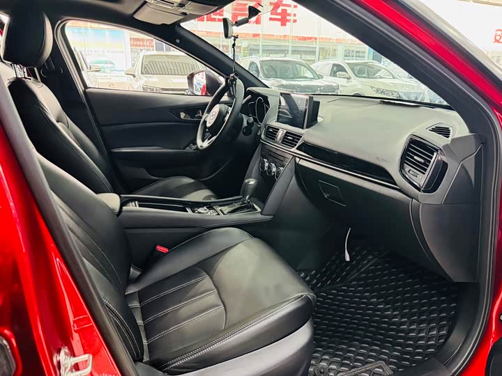 Mazda CX-4 2021 2021款 2.0L 自动两驱蓝天活力版