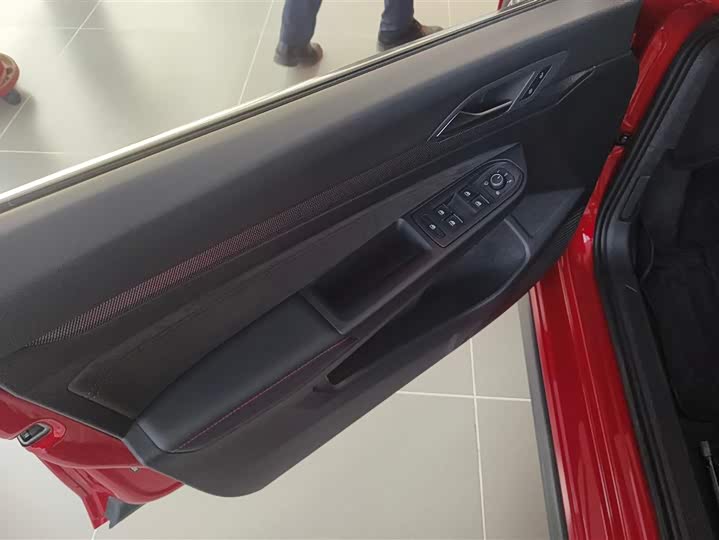 Volkswagen Golf GTI 2025 2025款 380TSI DSG GTI