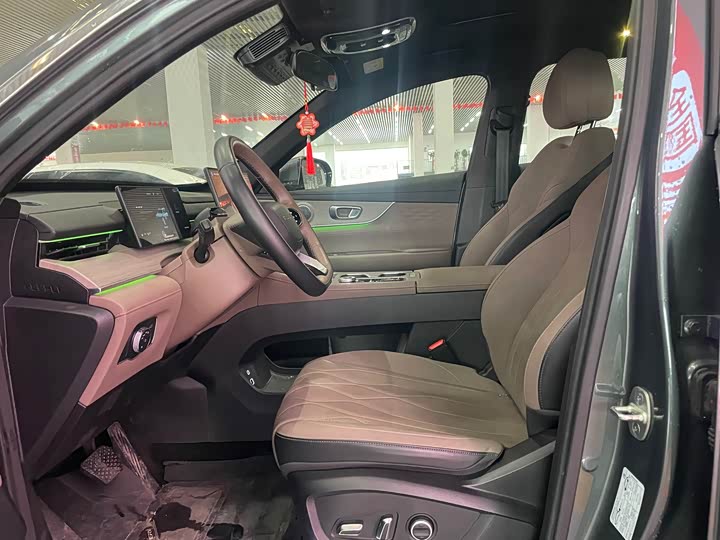 Chery Fulwin T8 2025 2025款 1.5T 130km 尊享版 5座