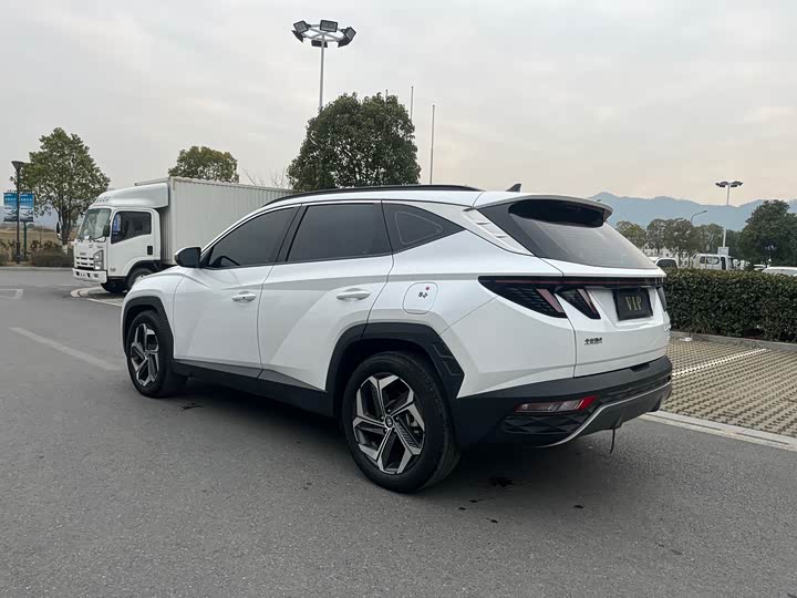 Hyundai Tucson L 2023 2023款 途胜L 1.5T 自动两驱DLX豪华版