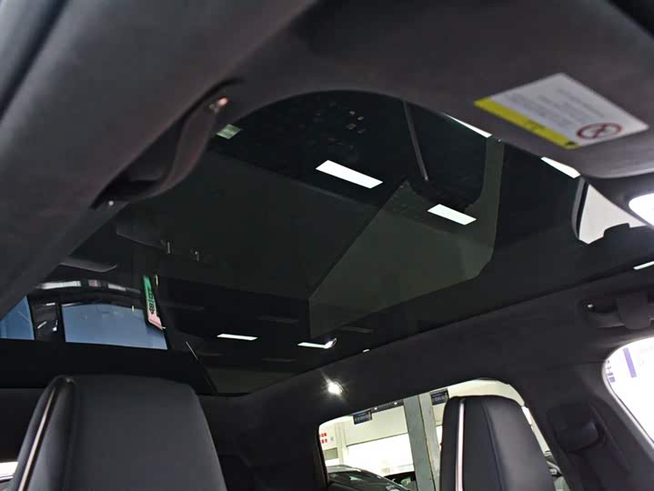 Zeekr X 2025 2025款 五座长续航版