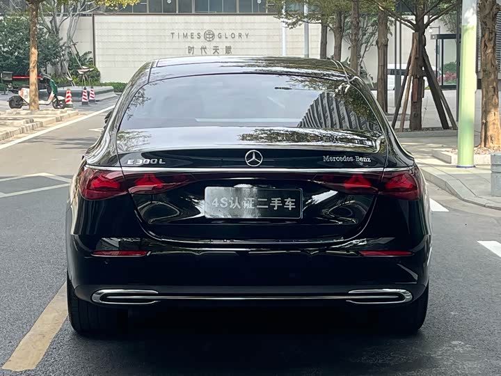 Mercedes-Benz E-Class 2025 2025款 E 300 L 时尚型