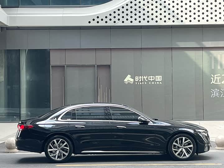 Mercedes-Benz E-Class 2025 2025款 E 300 L 时尚型