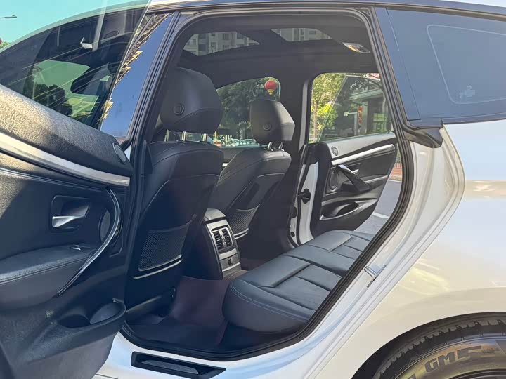 BMW 3 Series GT 2020 2020款 320i M运动曜夜版