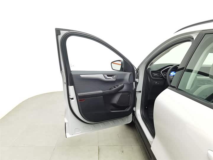 Ford Escape 2024 2024款 EcoBoost 245 两驱悠享款