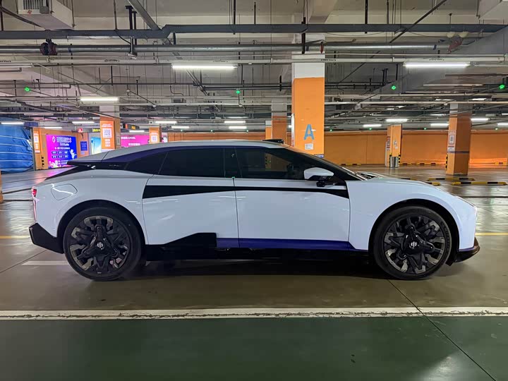 HiPhi Z 2023 2023款 四座版