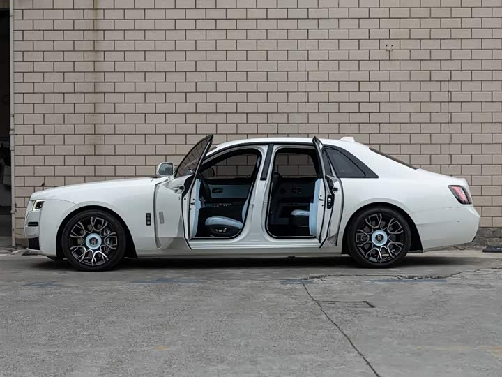 Rolls-Royce Ghost 2022 2022款 6.7T Black Badge