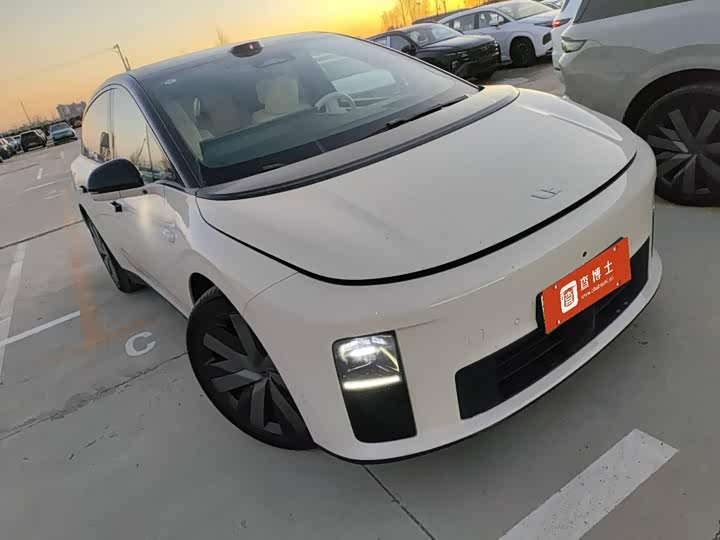 LiXiang i6 2025 2025款 两驱标准版