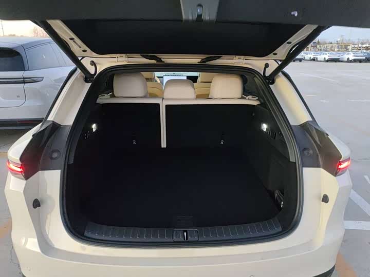 LiXiang i6 2025 2025款 两驱标准版