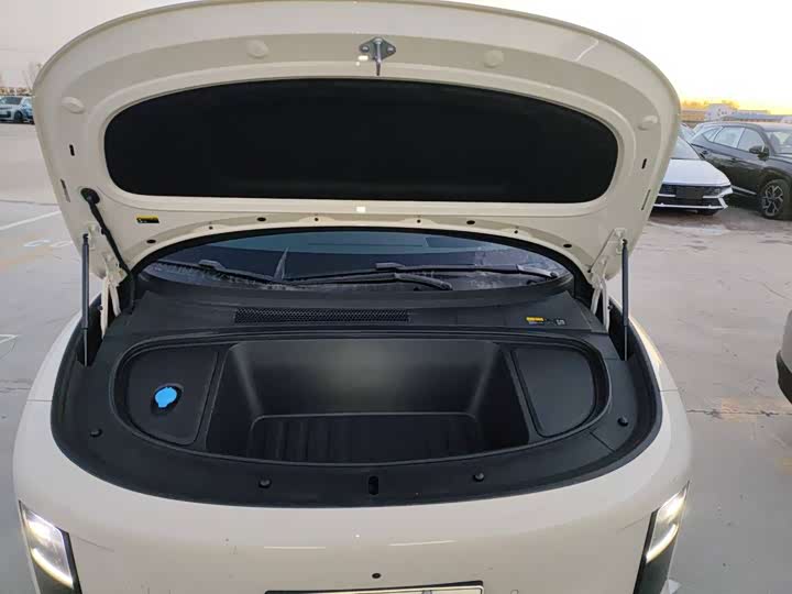 LiXiang i6 2025 2025款 两驱标准版