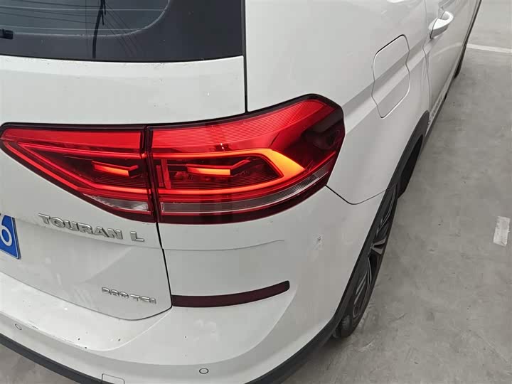 Volkswagen Touran L 2021 2021款 途安L 280TSI DSG拓界版 7座