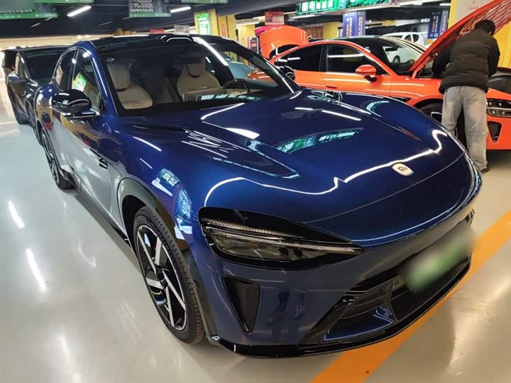 Xiaomi YU7 2025 2025款 超长续航高性能四驱Max版