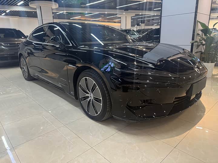 Denza Z9 2024 2024款 1100km 四驱Ultra版