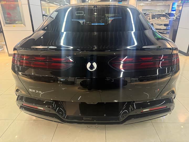 Denza Z9 2024 2024款 1100km 四驱Ultra版