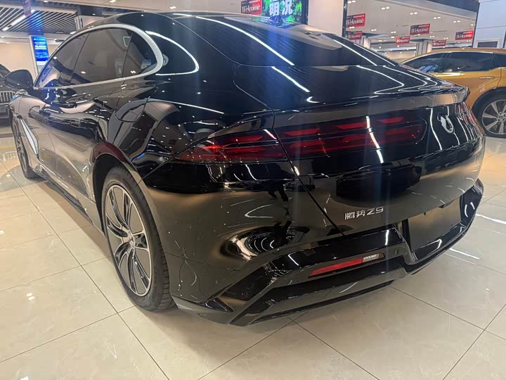 Denza Z9 2024 2024款 1100km 四驱Ultra版