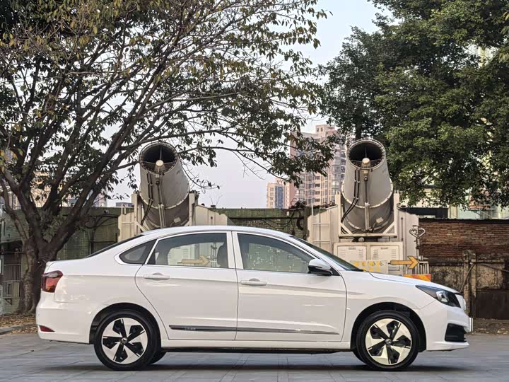 Dongfeng Aeolus E70 2023 2023款 500 智行版 三元锂