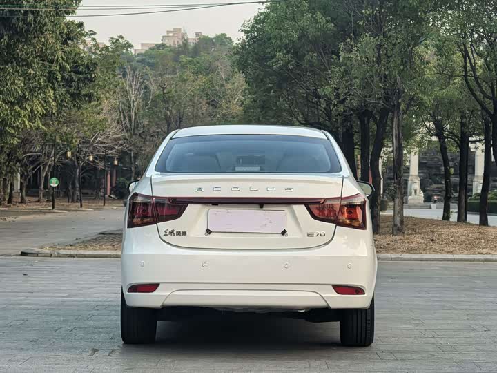 Dongfeng Aeolus E70 2023 2023款 500 智行版 三元锂