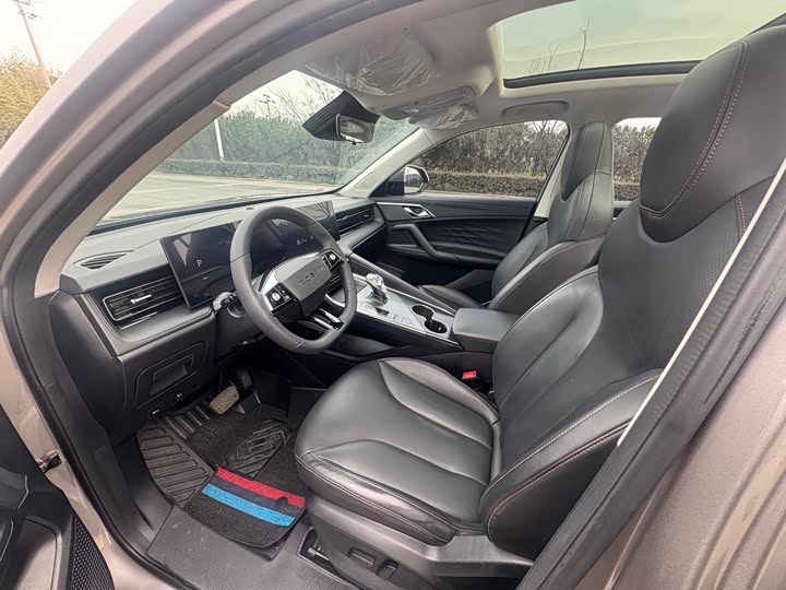 Roewe RX5 2023 2023款 1.5T 尊荣滑屏版