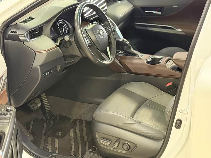 Toyota Harrier 2023 2023款 2.0L CVT两驱尊享版