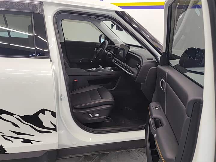 BAIC Beijing BJ30 2024 2024款 1.5T 魔核电驱进阶版