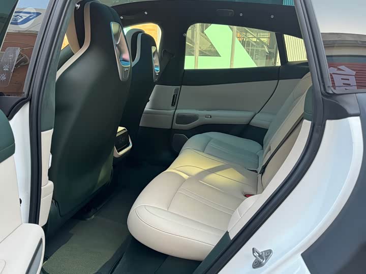 Xiaomi YU7 2025 2025款 超长续航高性能四驱Max版