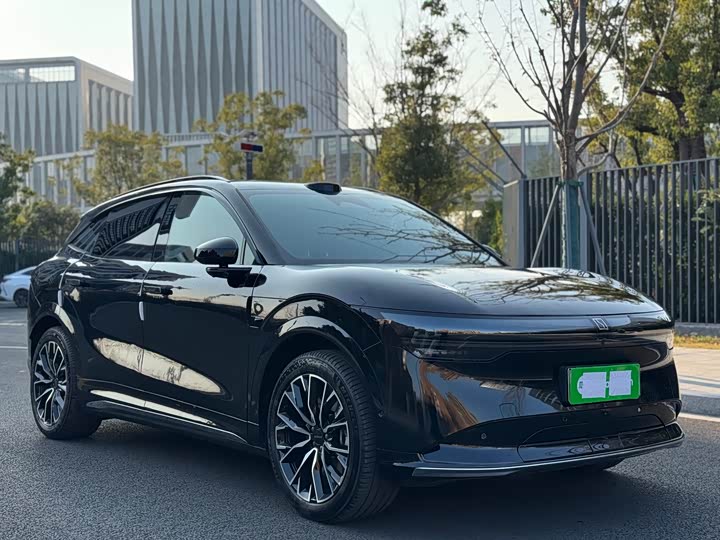 Zeekr 7X 2025 2025款 75kWh 后驱智驾版