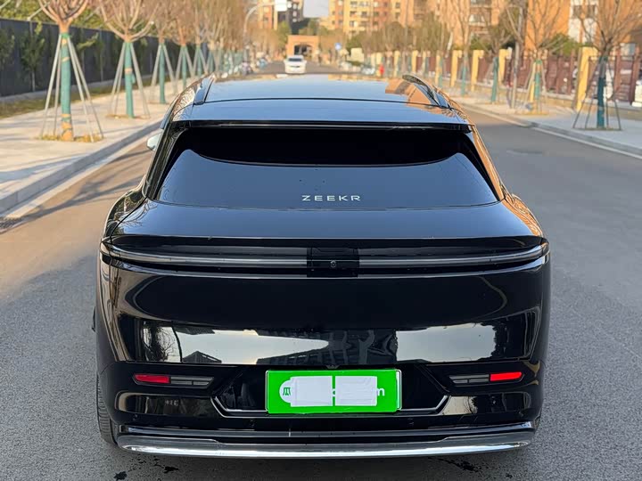 Zeekr 7X 2025 2025款 75kWh 后驱智驾版
