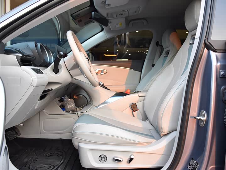 Ora Lightning Cat (07) 2022 2022款 555km 尊贵版