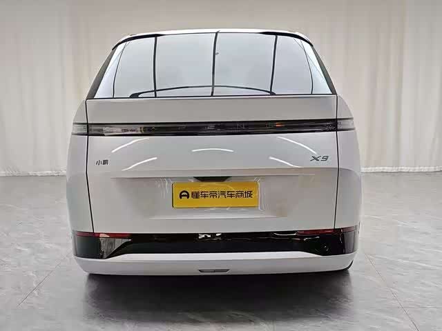 XPeng X9 2025 2025款 纯电 740超长续航 Max