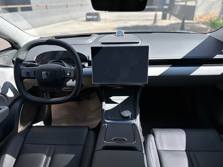 Zeekr 007 2025 2025款 后驱智驾版 75kWh