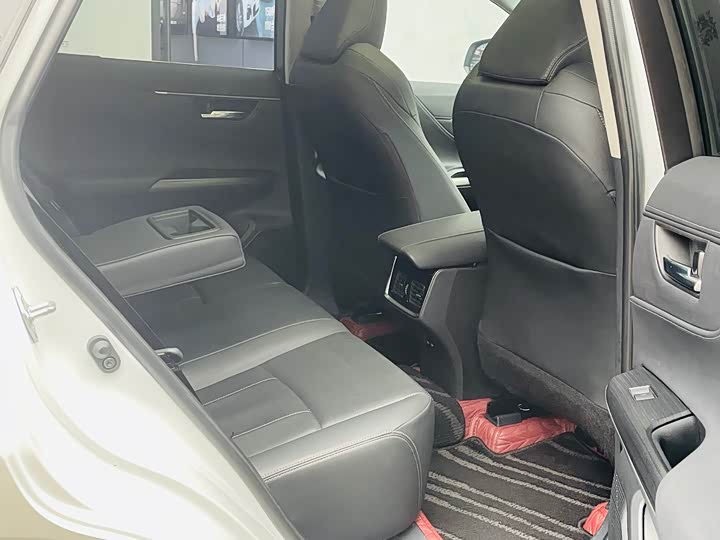 Toyota Harrier 2023 2023款 2.0L CVT两驱尊享版