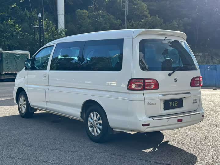 Dongfeng Forthing Lingzhi M5 EV 2020 2020款 长航版 豪华型 7座