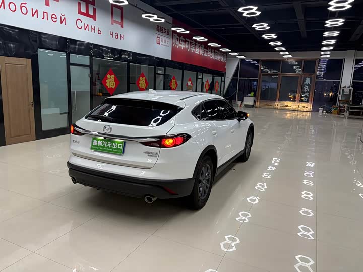 Mazda CX-4 2021 2021款 2.0L 自动两驱蓝天活力版