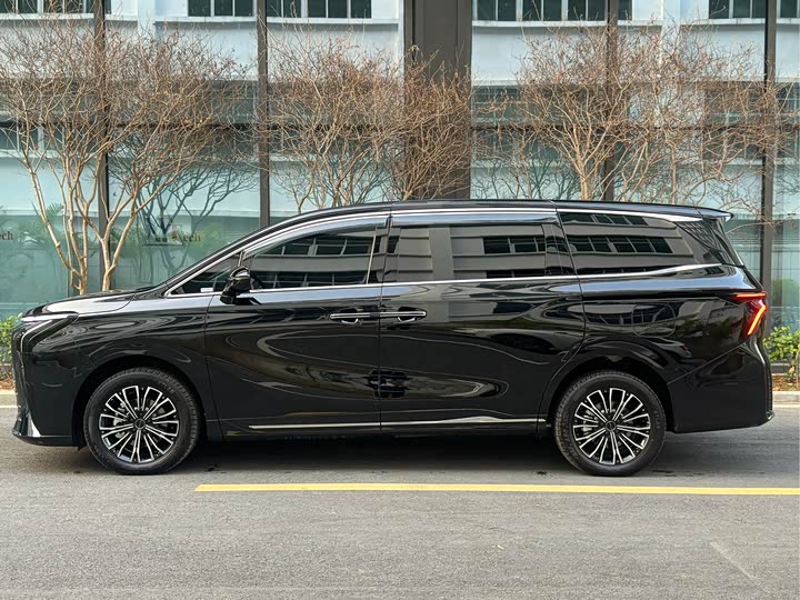 Dongfeng Forthing Xinghai V9 2026 2026款 越享系列 200km 舒适型