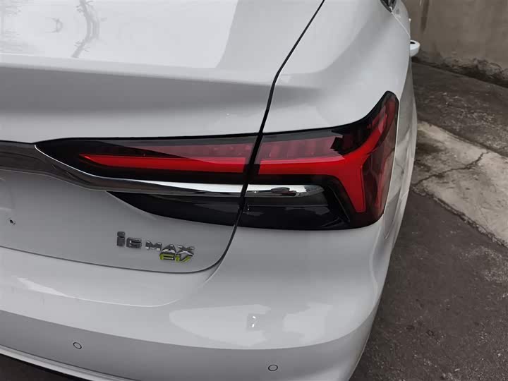 Roewe i6 Max EV 2023 2023款 EV 420天幕特别版