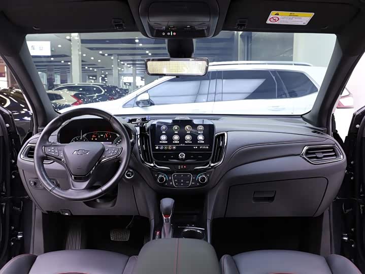 Chevrolet Equinox 2022 2022款 轻混 550T RS 四驱智能捍界版
